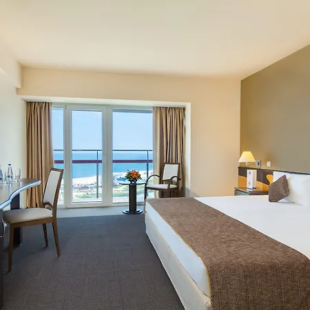 فندق Ana Europa 4*