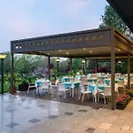 Ana Europa فندق