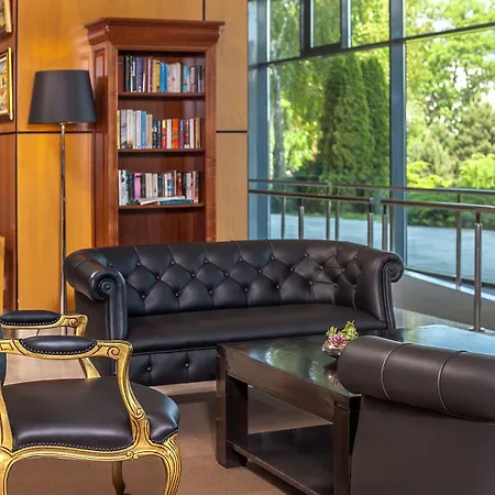 아나 호텔스 유로파 에포리에 노르드 호텔 4*