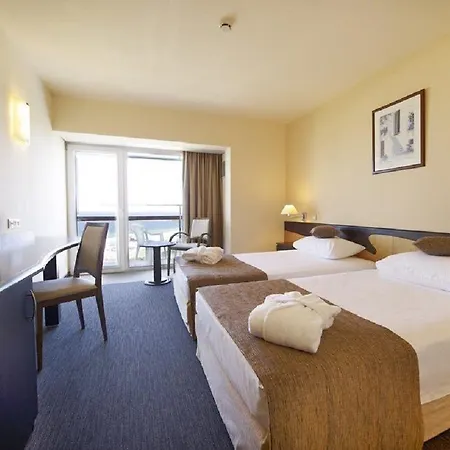 아나 호텔스 유로파 에포리에 노르드 4* 데포리노드