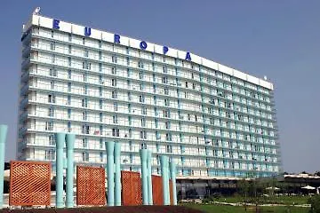 Готель Ana Europa 4*