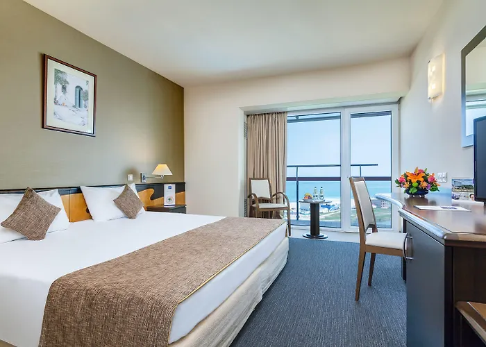 아나 호텔스 유로파 에포리에 노르드 호텔 4*